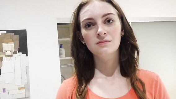 Минет и секс с юной сводной сестрой от первого лица