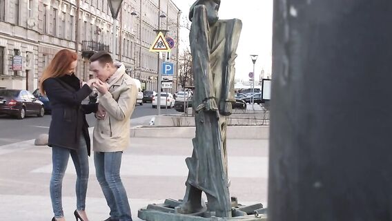 Юная рыжая сучка насладилась большим русским членом